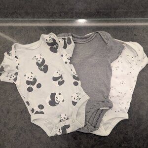 Little Planet bodysuit bundle 3m